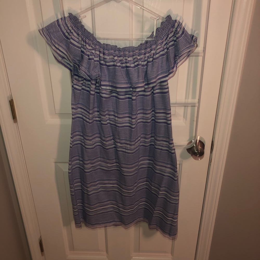 Vineyard vines dress